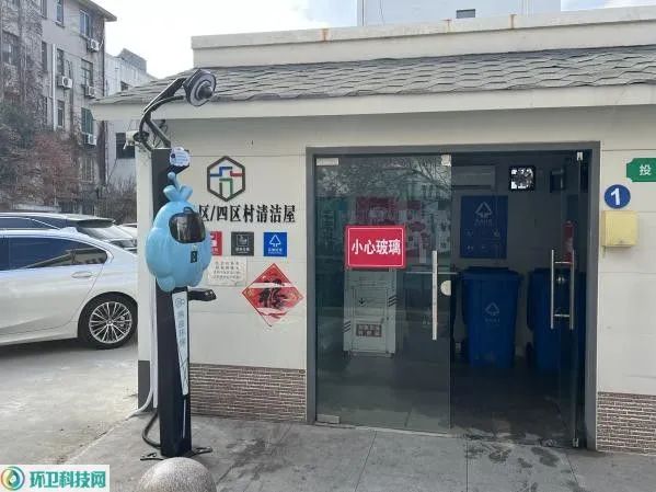 苏州市吴江区“智能扫地”开启城市保洁新模式