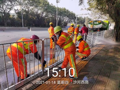 679座城市道路清扫保洁总面积92亿平方米，哪个城市排第一？